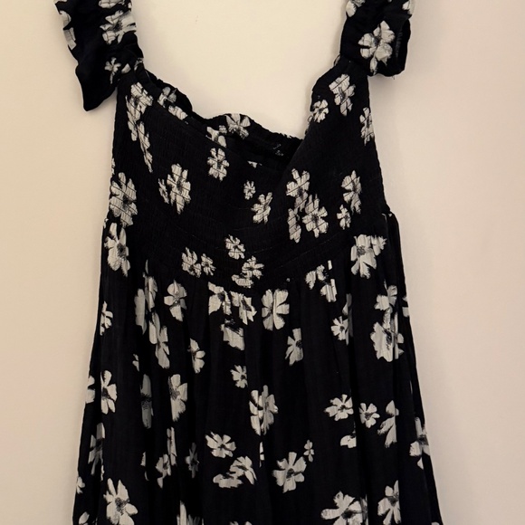 American Eagle Outfitters Black and White Flower Print Dress - Picture 2 of 3